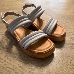 BELLA VITA Womens Gray Lightweight Car Open Toe Wedge Leather Sandals 9M